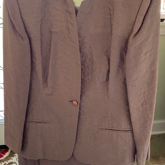 M. Lorenzo suit (skirt and blazer), lilac, EU size 46 - Picture 1 of 6